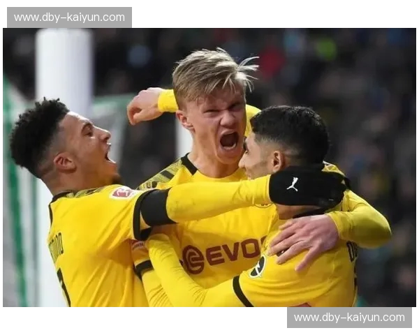 冰与火的协奏曲：当德甲巨人遇上东威斯特法伦的坚韧之心